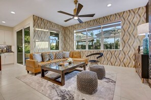 Smart TV, fireplace, video games, table football - Summer Specials Inquire-High End-Pool+Spa-Lake (Indio)