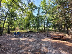 Property grounds - Serene Rustic Campsites at Cedar Ridge Ranch & Trails (Cedarcreek)