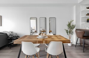 Dining - Luxury Waterfront Suite w/City Views + AC (Calgary)