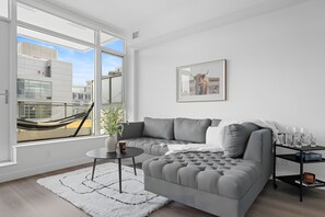 Living area - Luxury Waterfront Suite w/City Views + AC (Calgary)