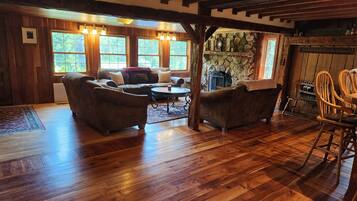 智能电视、壁炉