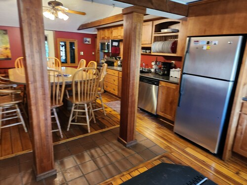 Spacious working horse farm, THE GALLOPING INN, where you can relax and unwind.