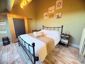 9 bedrooms, internet, bed sheets