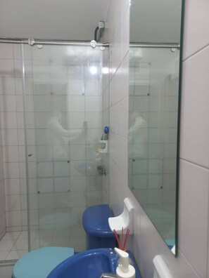 Shared Dormitory, 1 Bedroom | Bathroom