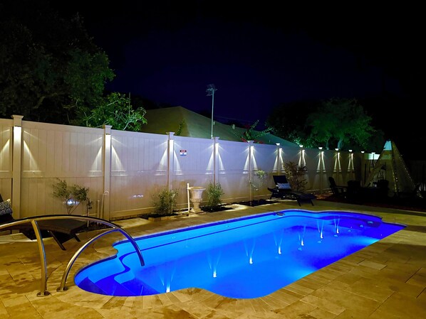 Outdoor pool, a heated pool