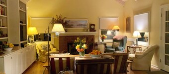 Rustic Cabin + Glamping Tent at Vineyard Retreat on Grand Island in Delta