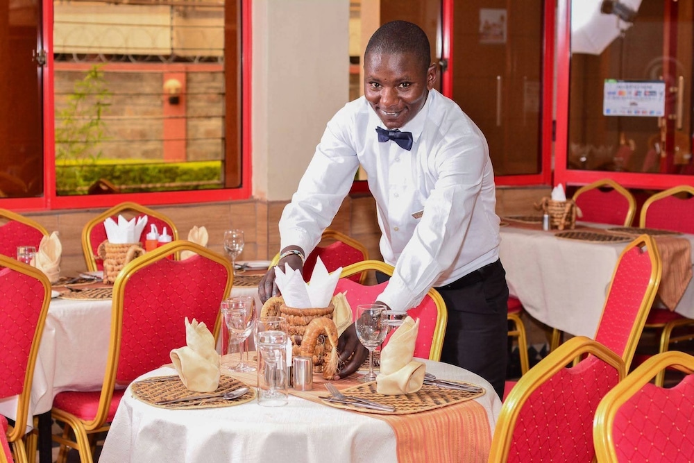 Seasons Airport Hotel by null