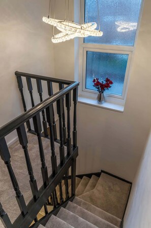 Interior - Perfect Booking | Easy Access to Manchester Centre (Old Trafford)