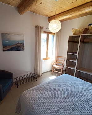 2 habitaciones, cuna de viaje y wifi gratis 