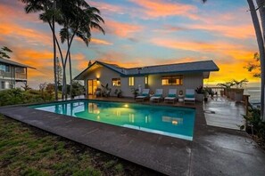 Pool - 4BR/3BA Ocean-View Home + Private Pool & Separate Ohana Suite | 2 Full Kitchens (Kailua-Kona)