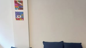 Room - Room-peaceful Guest Room in Central Bogo (Bogotá)