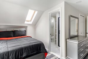 3 bedrooms, in-room safe, iron/ironing board, free WiFi