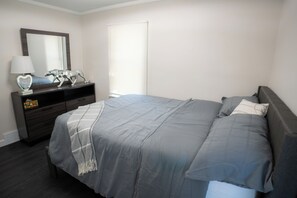 In-room safe, iron/ironing board, free WiFi, bed sheets