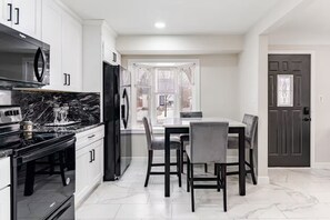 Microwave, oven, dishwasher, coffee/tea maker