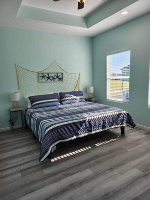 4 makuuhuonetta, silitysrauta/-lauta, Wi-Fi, vuodevaatteet