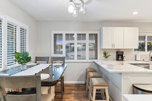 Dining - Hillside Haven Retreat w/ Pool, Jacuzzi, 15 Guests (Fallbrook)