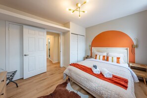 2 bedrooms, iron/ironing board, free WiFi, bed sheets