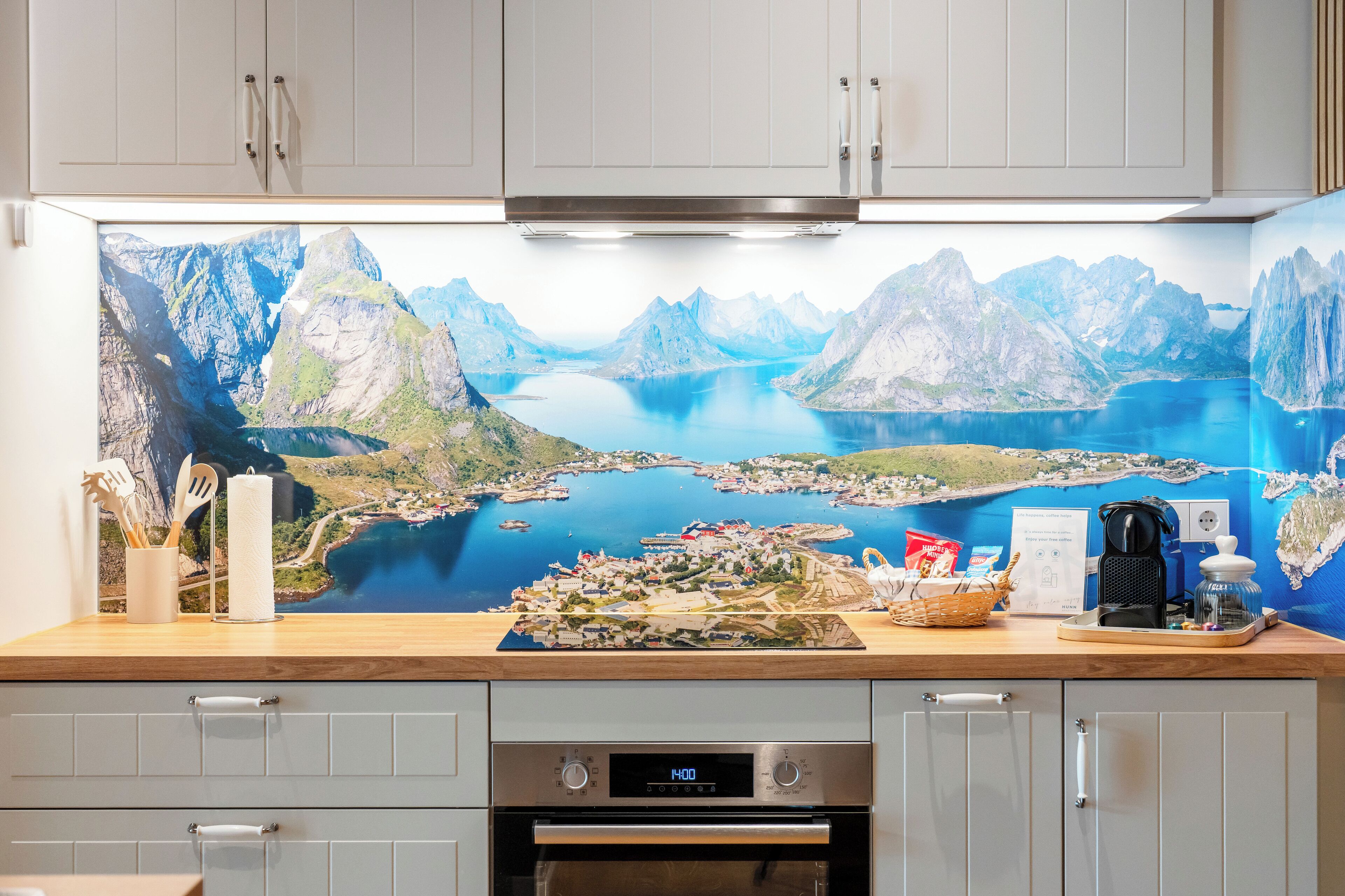 Réfrigérateur, four, plaque de cuisson, lave-vaisselle