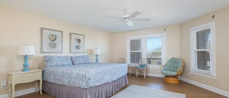 4 bedrooms, free WiFi, bed sheets