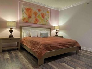 3 bedrooms, desk, iron/ironing board, free WiFi