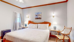 1 bedroom, free WiFi, bed sheets - The Crocker House Country Inn (Rm 3) (Hancock)