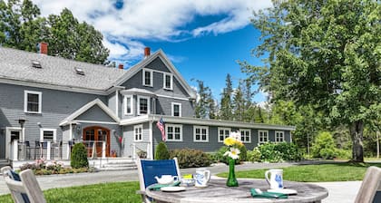 The Crocker House Country Inn (Rm 3)