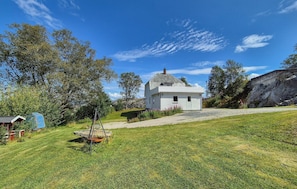 Exterior - Beautiful home in Rubbestadneset with WiFi (Rubbestadneset)