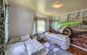 4 bedrooms, free WiFi - Beautiful home in Rubbestadneset with WiFi (Rubbestadneset)