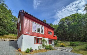 Exterior - Lovely home in Masfjordnes with WiFi (Masfjordnes)