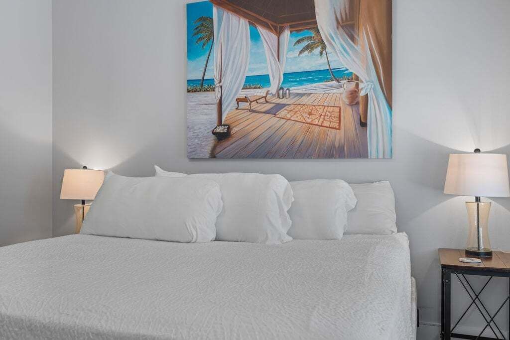 3 bedrooms, iron/ironing board, free WiFi, bed sheets