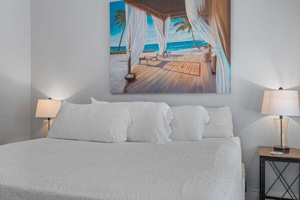 3 室のベッドルーム、アイロン / アイロン台、WiFi (無料)、ベッドシーツ