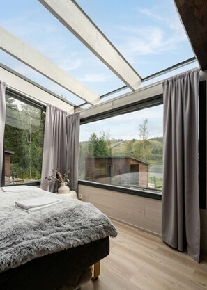 Unclassified image, 3 of 15, button