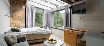 Cozy Suite on Himosranta with Lake Views & Hot Tub