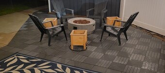 Urban Oasis: Cozy 2-bedroom apartment in the center of Saint Joseph