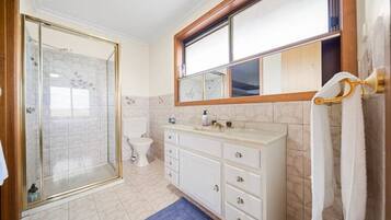 Handtücher, Seife, Toilettenpapier