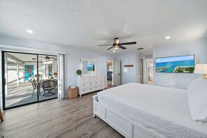 3 bedrooms, desk, free WiFi, bed sheets