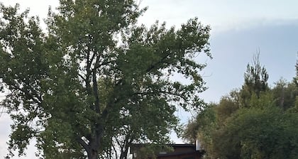 Summer Booking now Available! Lake Escape in NE South Dakota with large garage