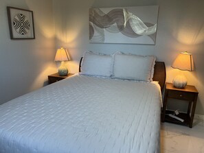 3 bedrooms, desk, iron/ironing board, free WiFi