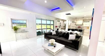 Luxurious Entertainment Mansion