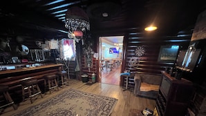 Reception - Old Sierra City Hotel (Sierra City)