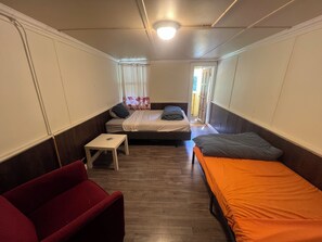 Habitación estándar con 1 cama matrimonial o 2 individuales | Wifi gratis 