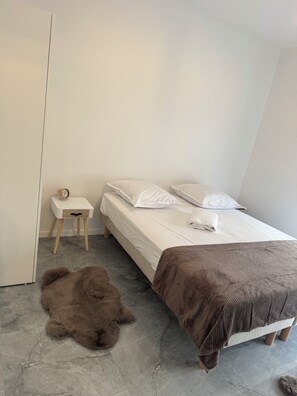 1 Schlafzimmer, Bügeleisen/Bügelbrett, Reisekinderbett, kostenloses WLAN