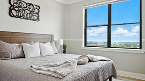 1 bedroom, iron/ironing board, WiFi (free), bed sheets