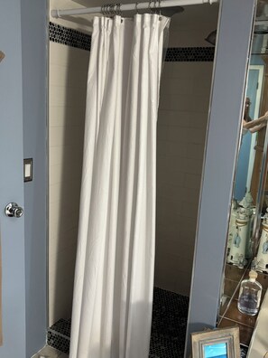 Jetted bath, hair dryer, towels, soap