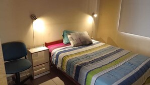 Unclassified image, 3 of 12, button - 8 minutes from airport, bus terminal, park, pets and smokers allowed (Mendoza)