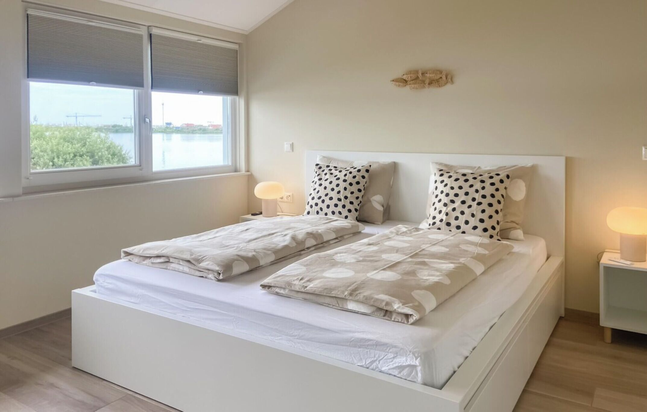 1 bedroom, iron/ironing board, travel cot, free WiFi