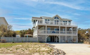 Exterior - Whaler's Inn - Corolla, Whalehead, Ocean View, Beach 320 Yds, Pool, Hot Tub, Pets OK, Flex Stays (Corolla)