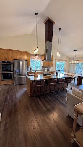 Spacious Family Friendly Retreat