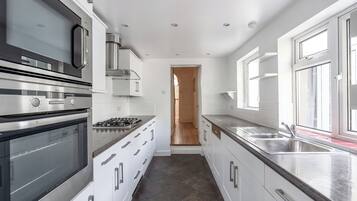 Microwave, oven, dishwasher