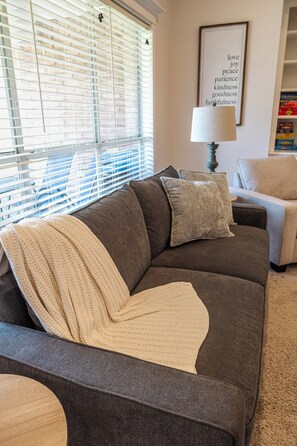 Smart-TV, peis, fotballspill og bøker